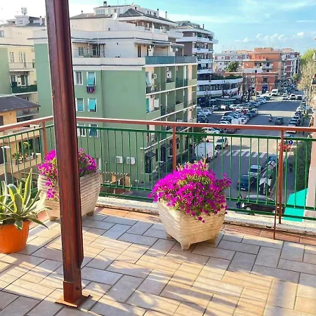 Panoramic And Bright Penthouse Is Waiting For You *