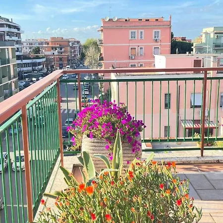 Panoramic And Bright Penthouse Is Waiting For You Apartment Rome